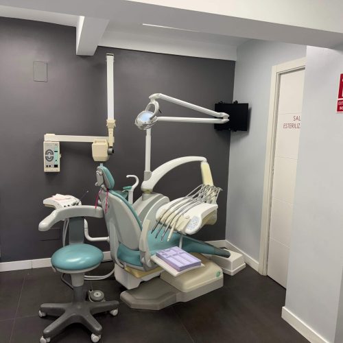 Clínica dental en el Barrio del Pilar - La Vaguada